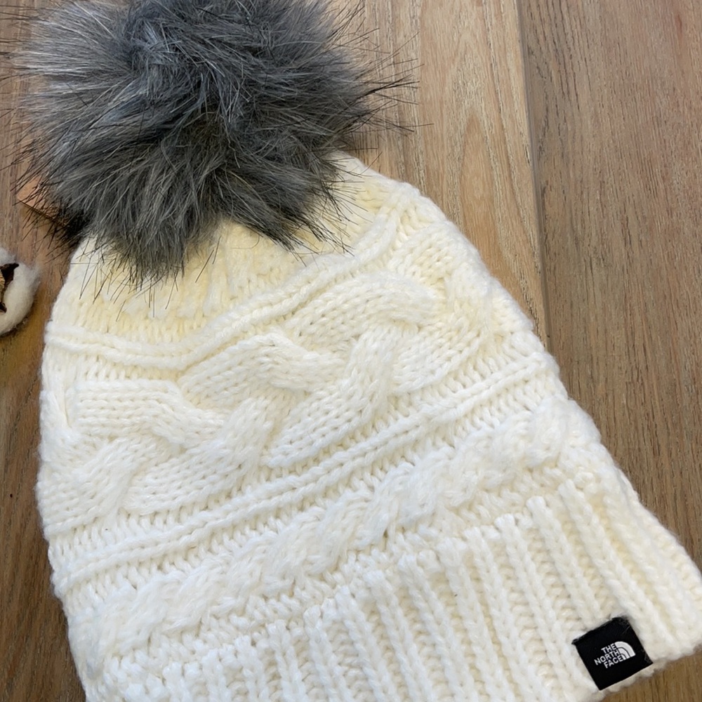 🍃🔆THE NORTH FACE- FUR POM BEANIE 🔆🍃 - Picture 4 of 5